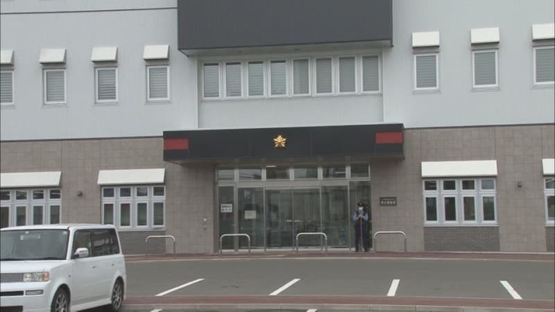 趣味の“高級車”愛好家仲間の男女３人が飲食後、ホテルに入り…30代女性に対し無理やり　不同意わいせつ容疑で40歳と52歳の男２人を逮捕　北海道帯広市