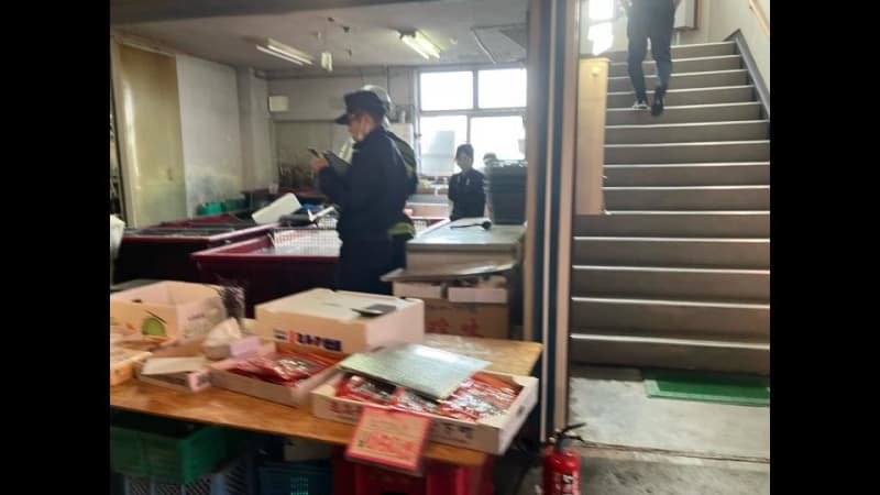 「もの凄い音がした」札幌中央卸売市場近くでガス爆発か　場外市場にある店で70代くらいの女性負傷