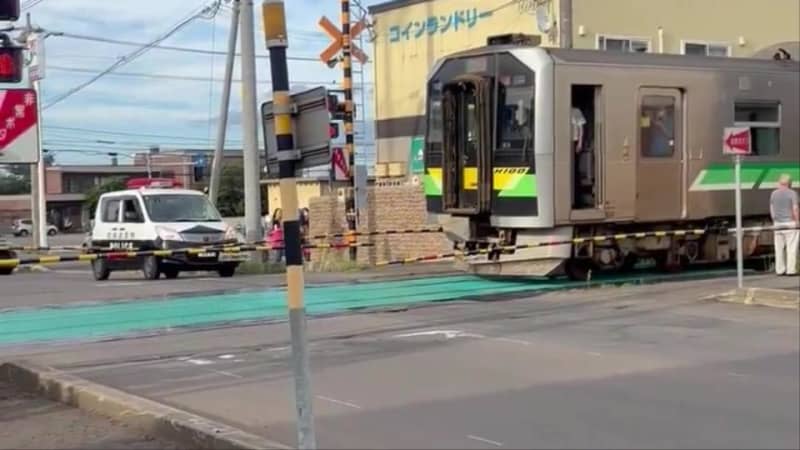 速報　ＪＲ函館線　余市駅と蘭島駅の間の踏切で人身事故　はねられ死亡したのは高齢男性か　事故の影響で小樽⇔倶知安の上下線 一時運転見合わせ