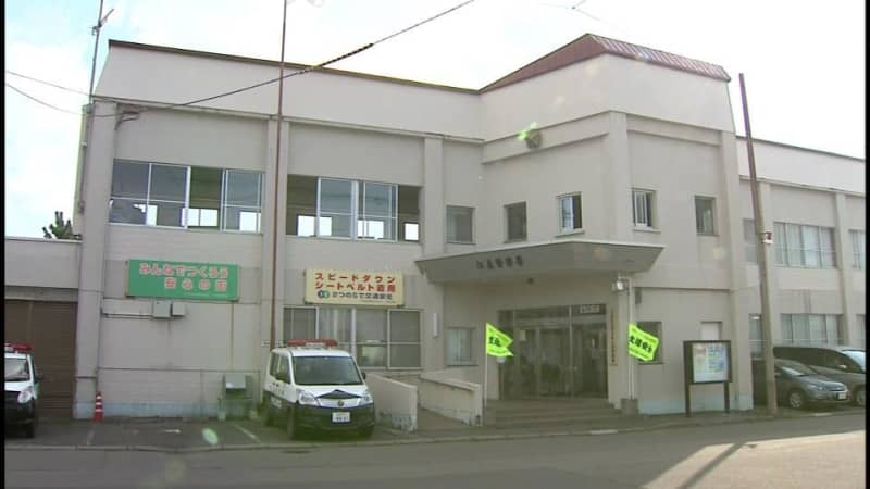 張り込み中の警察の目の前で…逮捕された25歳の男、以前にも保健室から児童のＴシャツを盗んでいた「間違いありません」北海道江差町の小学校