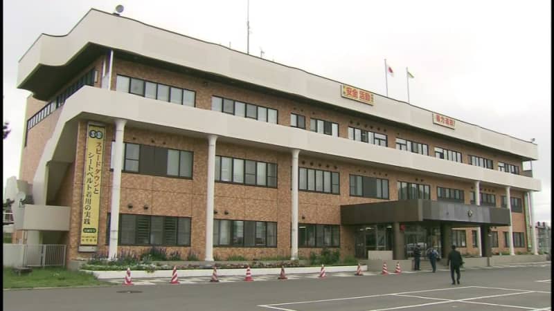 当時14歳の女子中学生の腕に“花柄”の入れ墨、関係機関が警察に相談…36歳の彫り師の男「入れ墨を入れたのは間違いないが、年齢を確認していなかった」