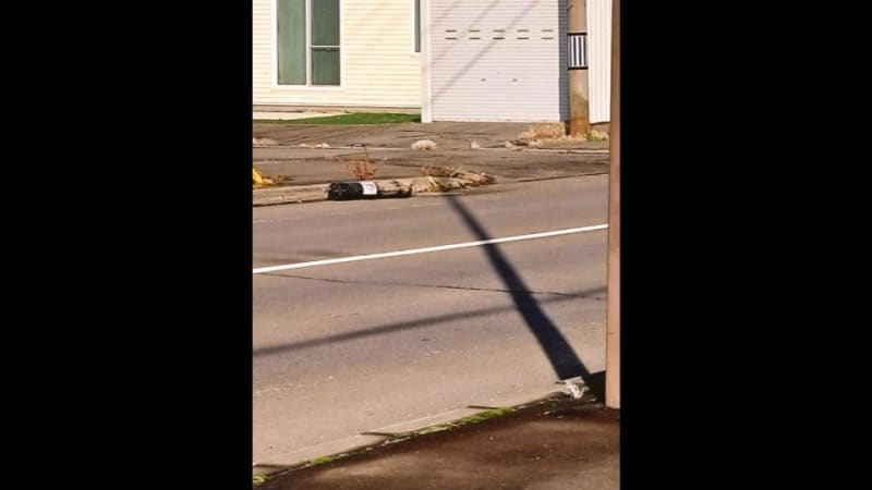 【速報】道路脇に落ちていた砲弾のようなもの　現場近くの高校生らが避難　「道路上に不審な物件が落ちてます」直径約20センチ、長さ約80センチ　北海道砂川市