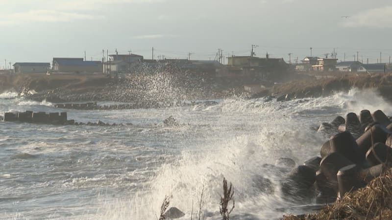 速報　北海道根室沖で漁船転覆　船長とみられる男性死亡　救助されるも搬送先で死亡確認　歯舞漁協所属の船