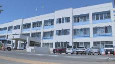 路上で下半身を露出、その後小学校に侵入か「不審な男が学校に、下半身を出していたそう」と職員が110番、酒酔いの25歳男「記憶がない」札幌市豊平区