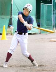 【高校野球】城南静岡 ２年生スラッガー遠藤暖大は１回戦で３ラン連発、新基準バット「合っている」…１３日２回戦