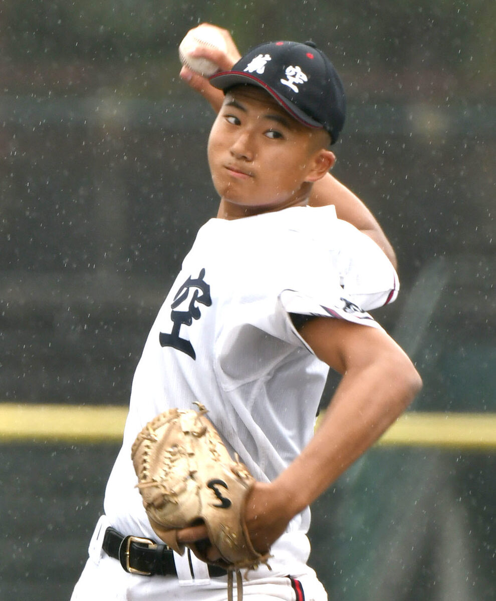 【高校野球】日本航空石川が初戦突破…１４３キロの大型１年生右腕、保西雅則が公式戦デビュー