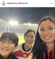木村多江が７人制ラグビー女子を激励！「もうとにかく応援してます」…五輪代表らとの３ショットを公開