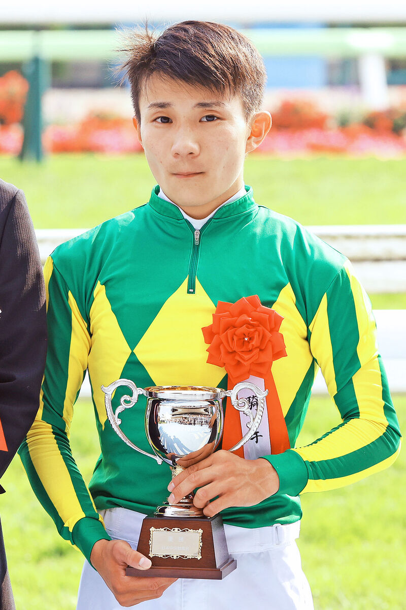 函館２歳Ｓで重賞初制覇の佐々木大輔騎手が札幌でも活躍を誓う「同じくらい勝てたら」