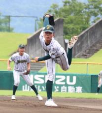 【高校野球】鶴岡東が５回コールドで快勝、２年生左腕・杉浦朔が８奪三振の好投