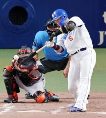 【中日】中田翔が１軍昇格後初安打の適時二塁打　古巣から初打点「うまく対応できた」