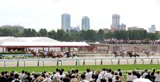 札幌競馬が２０日開幕…初日から１万３５４７人が集まる大盛況