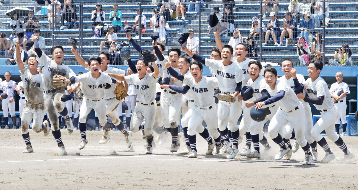 【高校野球】掛川西・大石卓哉監督が主将を務めた１９９８年大会以来の甲子園切符、データ活用で母校をＶへ導く