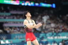 【パリ五輪】２大会ぶりの男子団体金メダル目指す体操ニッポン　４種目目の跳馬で４位に浮上