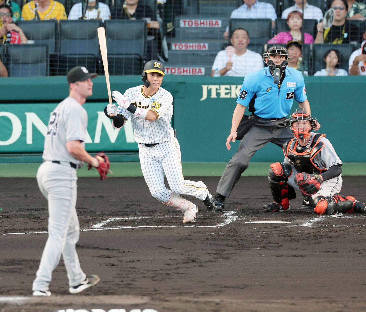 【阪神】初回に４点先取　野口恭佑が押し出し四球→木浪聖也が２点打→及川雅貴がプロ初安打の適時打