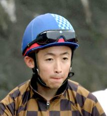 角田大河騎手、花火大会見るため函館競馬場に自動車で侵入し芝コースを損傷　松若風馬騎手は酒気帯び運転で物損事故　ともに騎乗停止