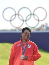 松山英樹「４大メジャーとオリンピックは全然違うもの。すごくうれしい」銅メダル「今週すごく楽しかった」男子ゴルフ日本勢初の五輪表彰台