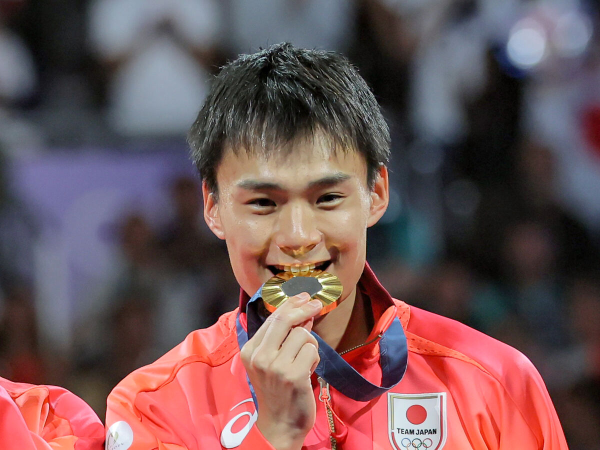 松山恭助、個人戦敗退の「失望」から団体で歓喜の金メダル「立ち向かった自分は勇敢だった」…パリ五輪