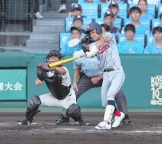 【甲子園】京都国際、同校の甲子園１試合あたりの最多安打、最多得点を更新する１３安打、７得点で快勝　盤石の試合運びで２回戦へ