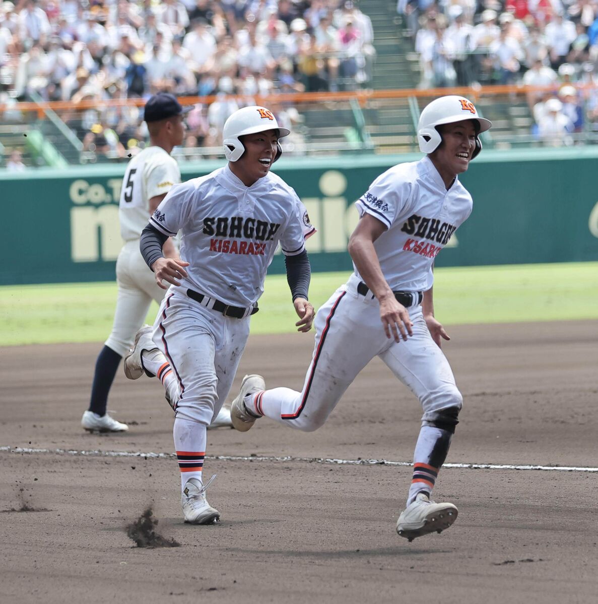 【甲子園】 治療による８分間の中断で変わった流れ 木更津総合・羽根徹平「投手に申し訳ない」と涙