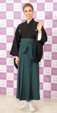 宝塚歌劇雪組トップ・彩風咲奈、本拠地ラストステージは「夢の世界だなと改めて思いました」