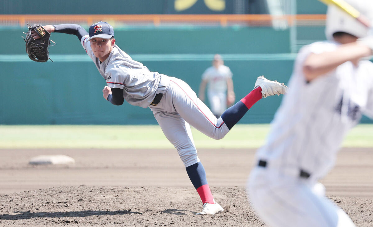 【甲子園】京都国際２年生左腕・西村一毅が完封勝利　適時二塁打も放ち３回戦進出