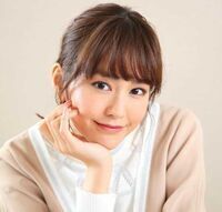 桐谷美玲、「お腹だしちゃった」美スタイル際立つへそ出しコーデ！「お顔がちいさすぎて」と絶賛の声