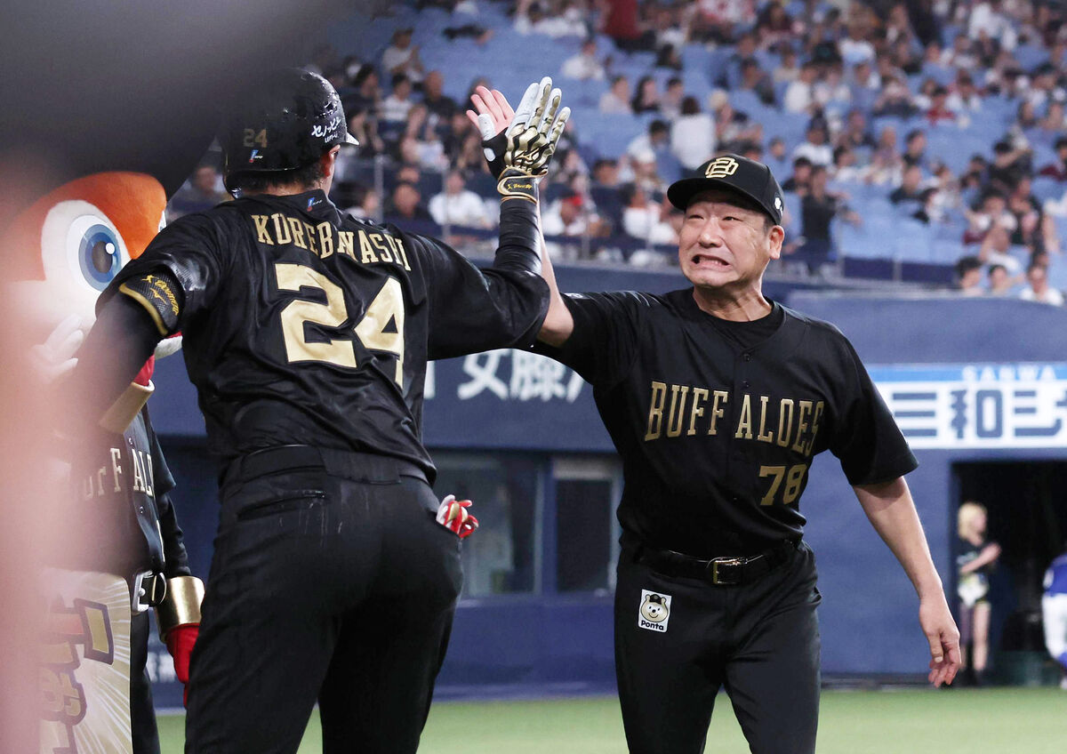 【オリックス】今季６度目のサヨナラ勝ちも心中は…中嶋聡監督「二塁の審判が何かしてくれないと」６回の判定に納得せず