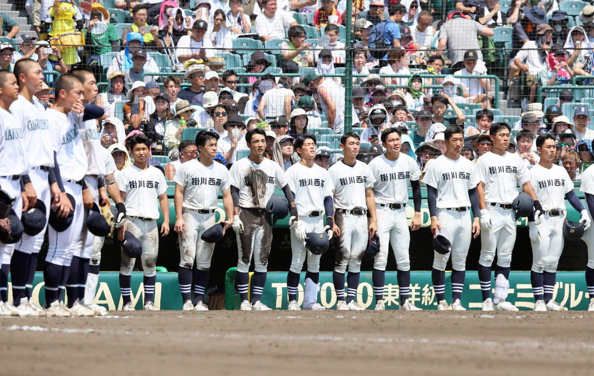 【甲子園】掛川西　初の夏２勝逃すも泥臭くやり抜いた…新チーム主将・鈴木脩平「来春絶対帰ってくる」