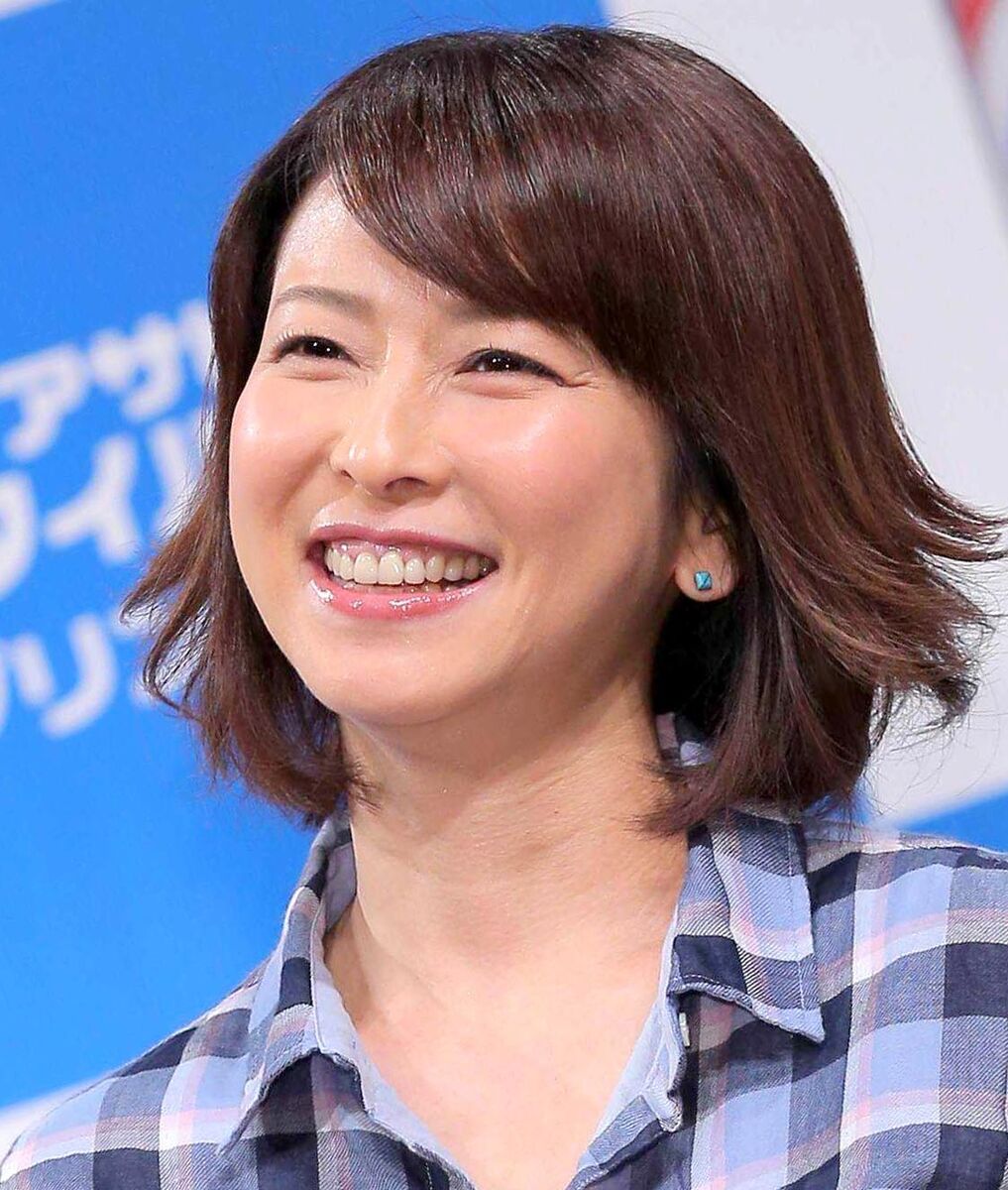 森高千里５５歳　“絶対領域”あらわな姿にネット騒然「やばい」「超かわいい」夫は人気俳優