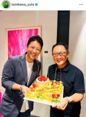 誕生日の元テレ朝・富川悠太さん、豊田章男会長との２ショットで祝福に感謝「いつも本当にありがとうございます」