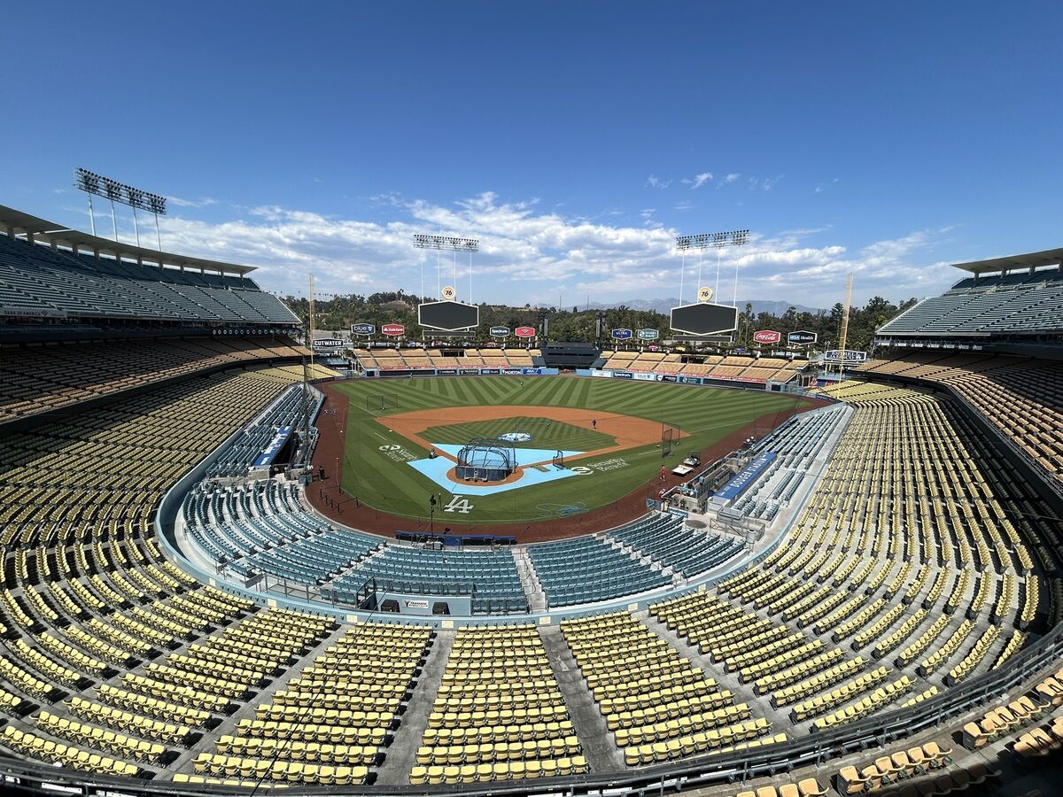 ドジャースタジアムに「熱波警報」　気温４１度の異常気象で現地スタッフも驚き　大谷翔平らに影響は？