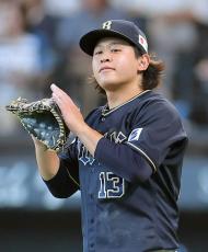 【オリックス】３点リードから暗転…マチャドが救援失敗　宮城大弥の４年連続２ケタ勝利も厳しく…