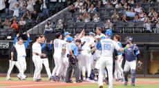 【日本ハム】レイエスがサヨナラ弾！　２戦連続サヨナラ勝ちで８年ぶり貯金１６　延長１１回に１９号