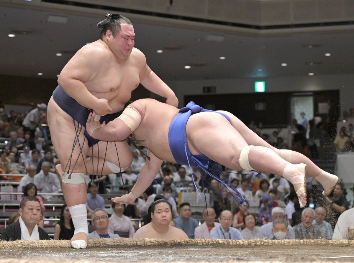 友風「ダメダメの見ての通りの悪い相撲でした」　物言いの末に薄氷踏む３勝目