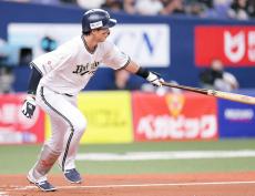 【オリックス】広岡大志は頭部強打で途中交代…初回の本塁突入時にアクシデント