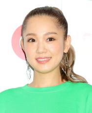 西野カナが！雰囲気ガラリ仰天「声出た」「ちょっと待って」ママだぞ「子ども産んだと思えない」