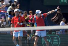 日本はダブルスに敗れ通算２勝１敗　続く西岡良仁に３勝目がかかる…男子テニス国別対抗戦デビス杯