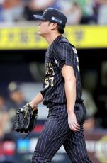 【オリックス】４年ぶりにソフト相手に負け越し…延長１２回にミス続出でリーグ最悪２１度目完封負け