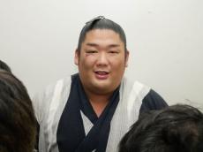 奇跡の新入幕優勝から３場所　けがから回復した尊富士はまるで鎧をまとったロボコップ…元大関・琴風の目