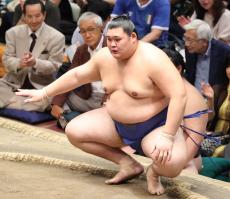 大の里が全勝で、単独トップをキープ　追走の霧島も１敗守る　琴桜は敗れ、２敗は若隆景ら４人に