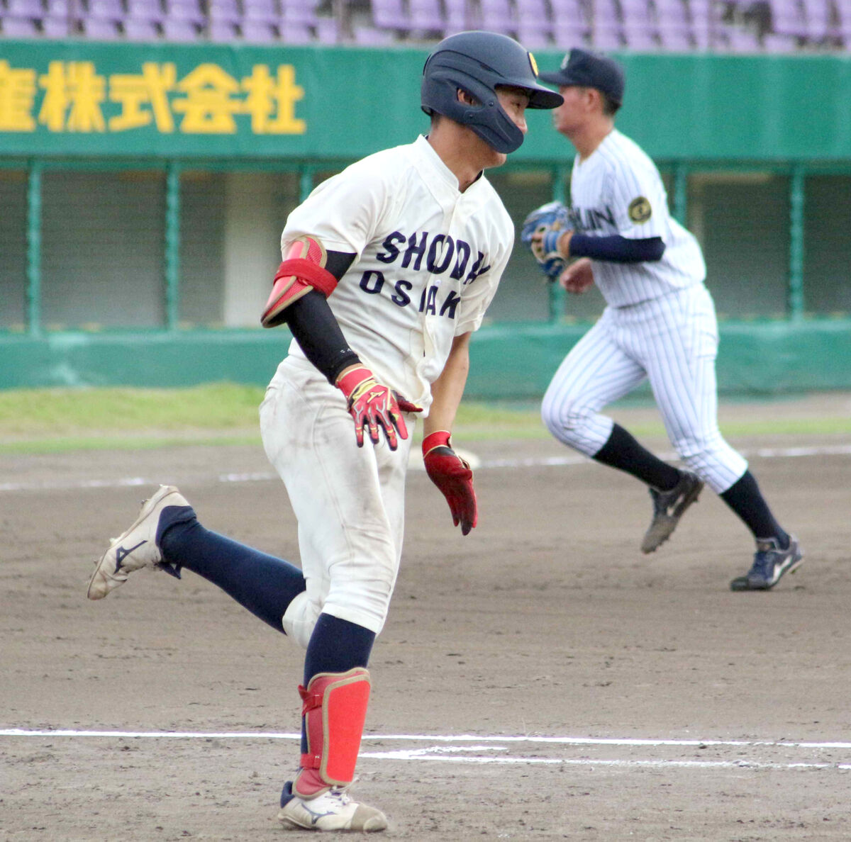 【大学野球】大商大の１年生・中山優月「ノーステップ打法」で３打点　プロ注目・渡部聖弥は４打数無安打