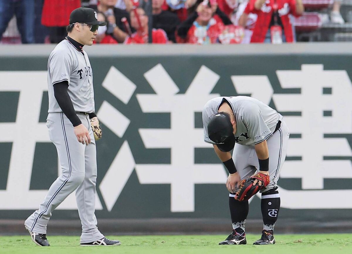 オコエが…浅野が…失策　外野手２人が失策は１４年８月以来