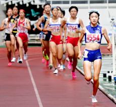 女子８００メートルで沼津東の千葉真佳が独走優勝…陸上・静岡県高校新人大会