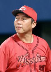 【広島】新井監督「自分の未熟さ」９・４まで首位も…Ｖ完全消滅　残り９戦で３位ＤｅＮＡに０・５差／一問一答