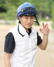 落馬負傷で離脱中の吉田隼人が調教騎乗を再開　「依頼をいただければ来週からでも」と早期復帰へ意欲