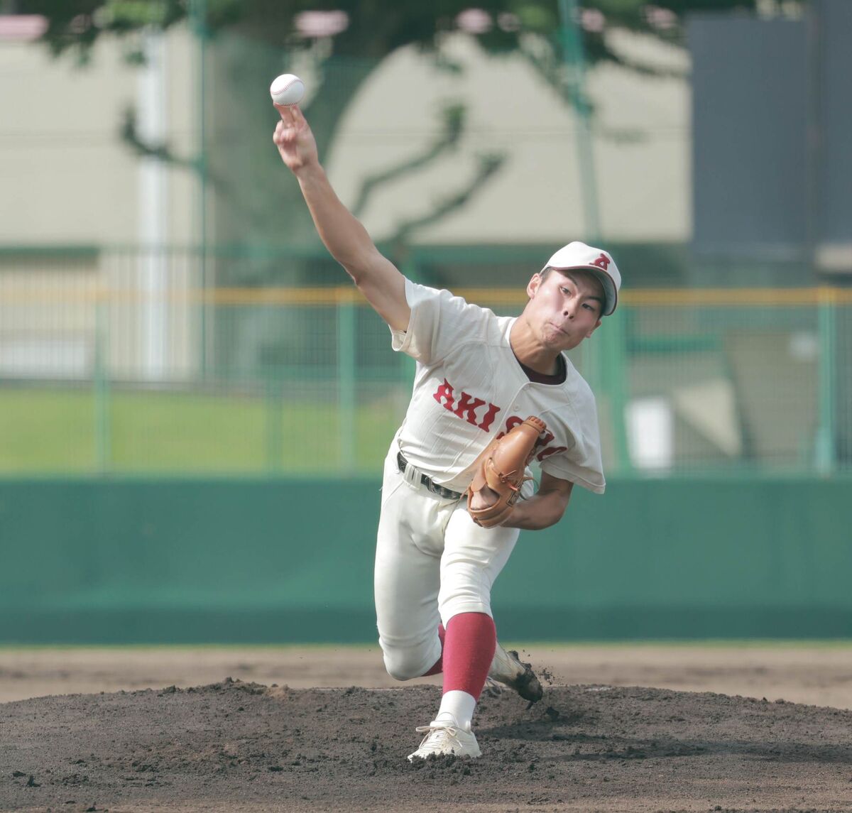 【高校野球】秋田商エース・菅原煌が完封…準決勝で本荘に２―０で５年ぶり２７度目の秋季東北大会出場を決める