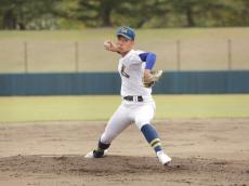 【高校野球】１３安打１０得点で大勝した聖光学院が４年連続の東北大会出場