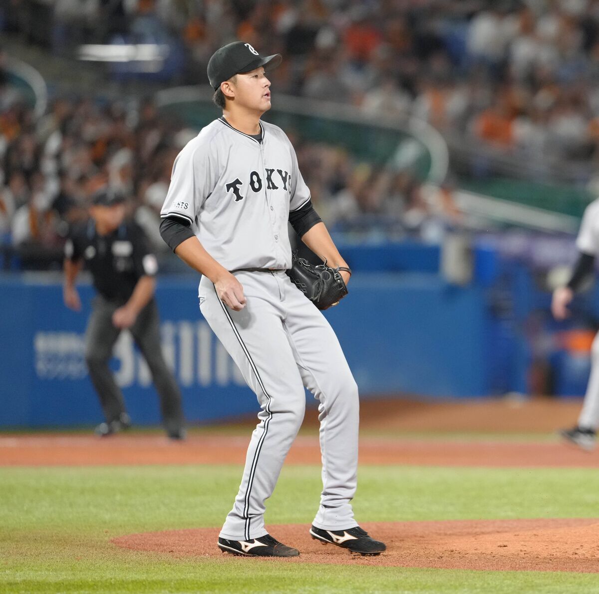 【巨人】２番手・堀田賢慎が３回に１失点　サンタナに適時打許す