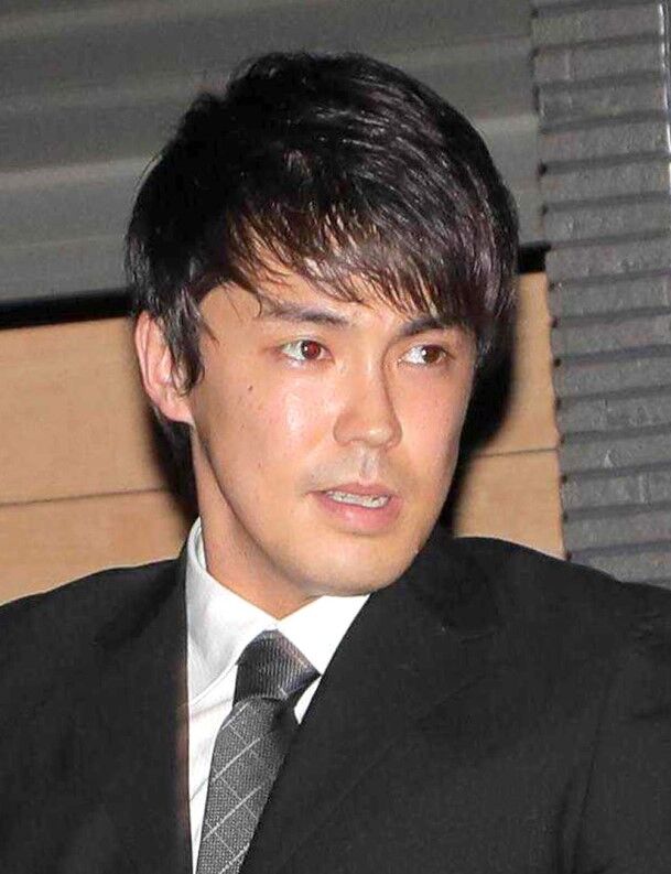 清水アキラの三男・清水良太郎が救急搬送「今も全く動けません」「フェスで大事故」運ばれる動画を投稿