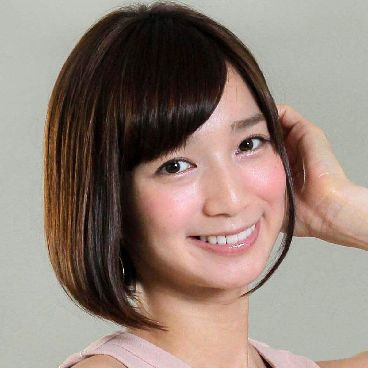 ３９歳元人気アイドル　印象ガラリな最新ショット「どうしました？」個人事務所で活動中